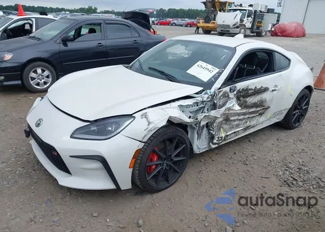 2024 Toyota Gr86 Premium z USA, uszkodzony, nr VIN JF1ZNBE15R9761496